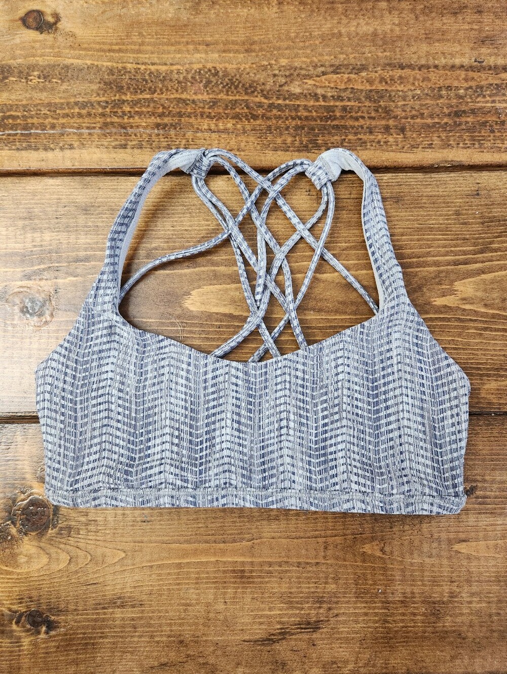 Lululemon Free to Be Bra - Size 4